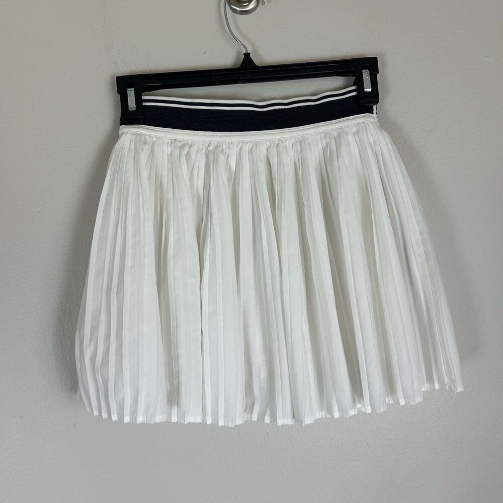 White Old Navy Active Sports Pleated Skirt with Built In Shorts Size XS
